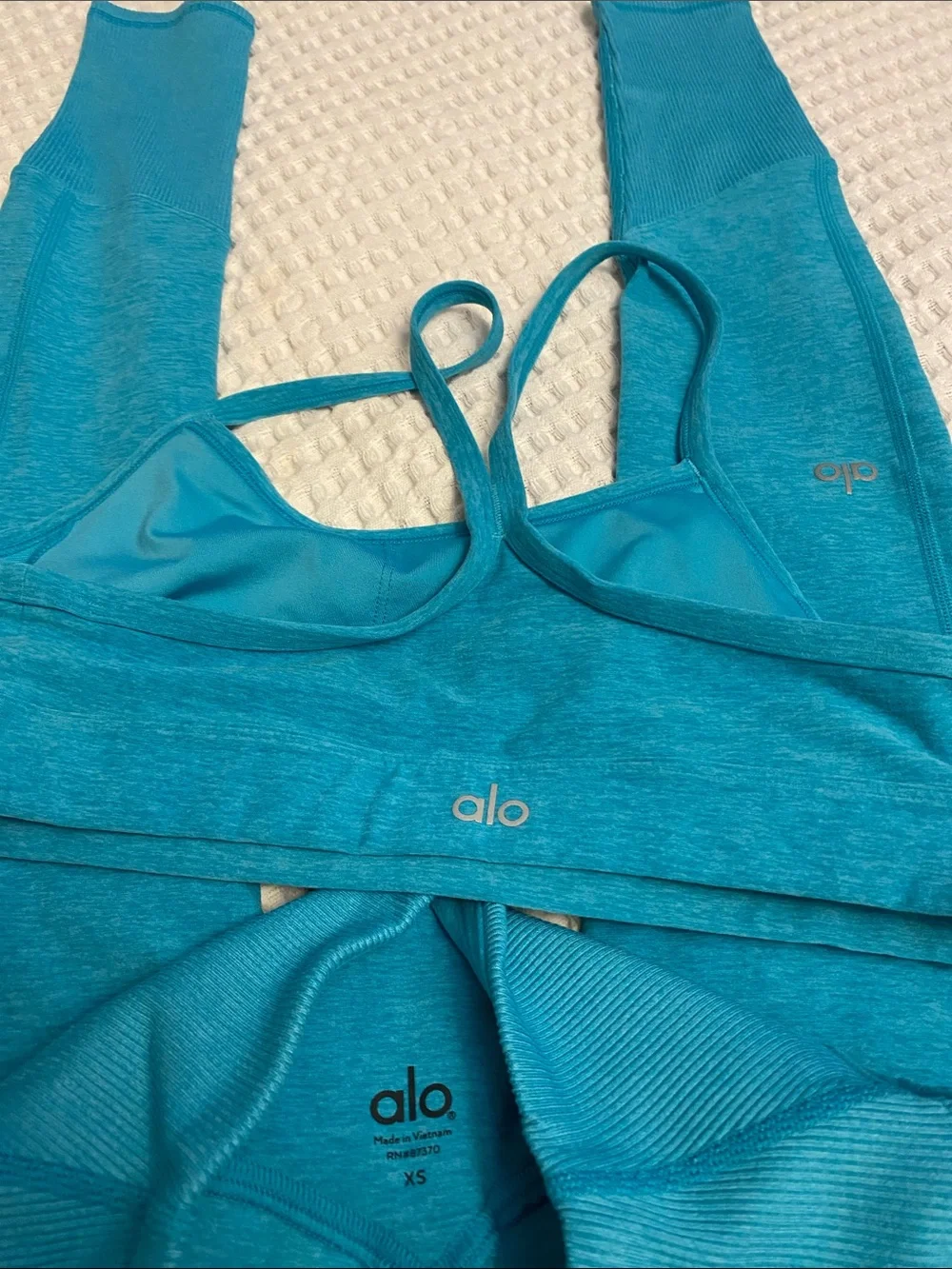 ALO Yoga like new